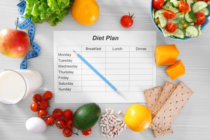 Diätplan und Gemüse