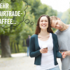 Eine Frau und ein Mann machen bei der FAIRTRADE Kaffee Challenge mit