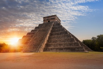 Chichen itza bei Sonnenuntergang